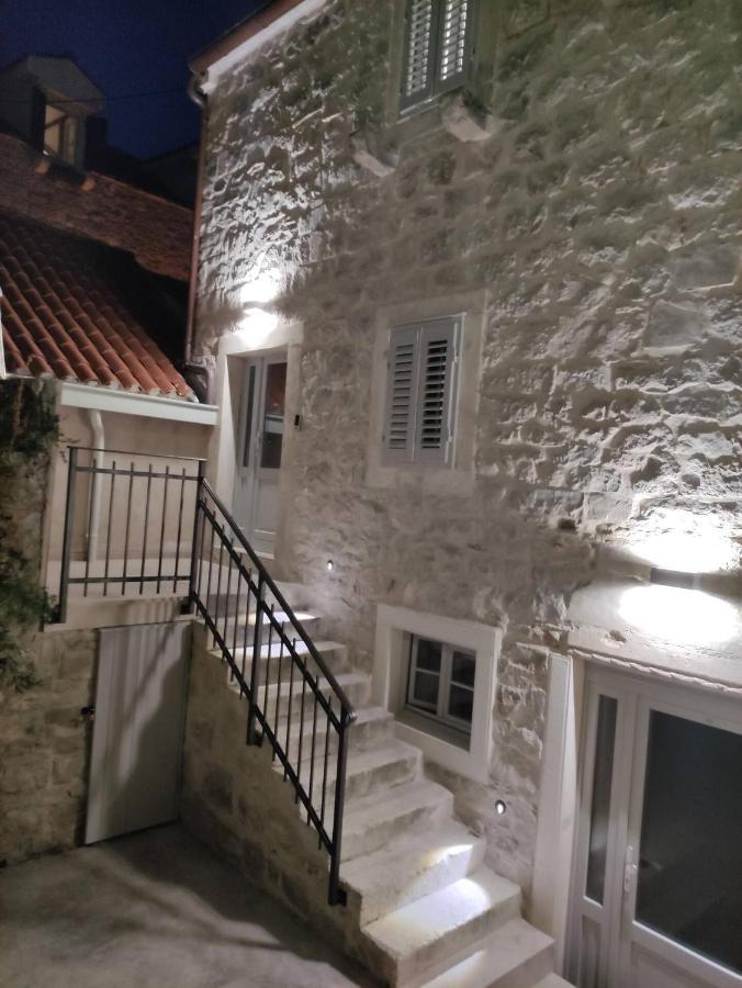The Center Of Split, Renovated Stone Houseアパートメント エクステリア 写真